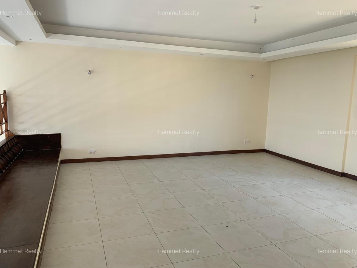 5 Bed Apartment with En Suite in Lavington - 15