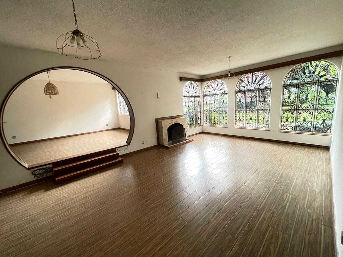 5 Bed House with En Suite in Gigiri - 14