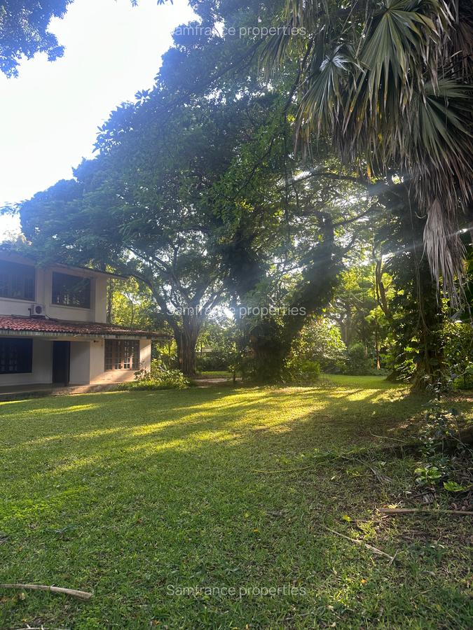 4 Bed Townhouse with En Suite at Moyne Drive - 7