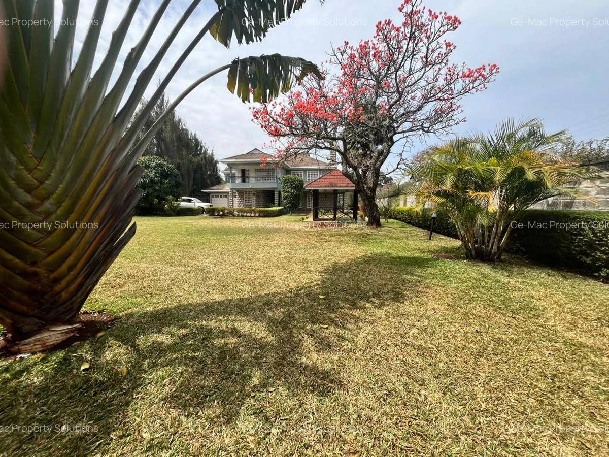 5 Bed House with En Suite in Runda - 3