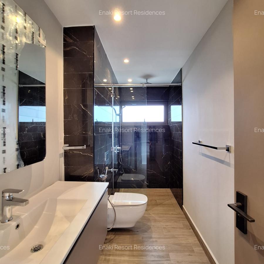 2 Bed Apartment with En Suite at Red Hill - 7