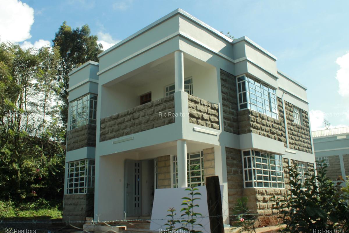 3 Bed Townhouse with En Suite in Karen - 4