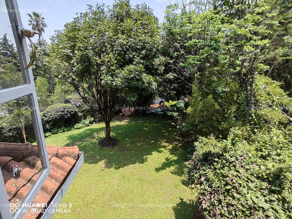 4 Bed Townhouse with En Suite in Lavington - 5