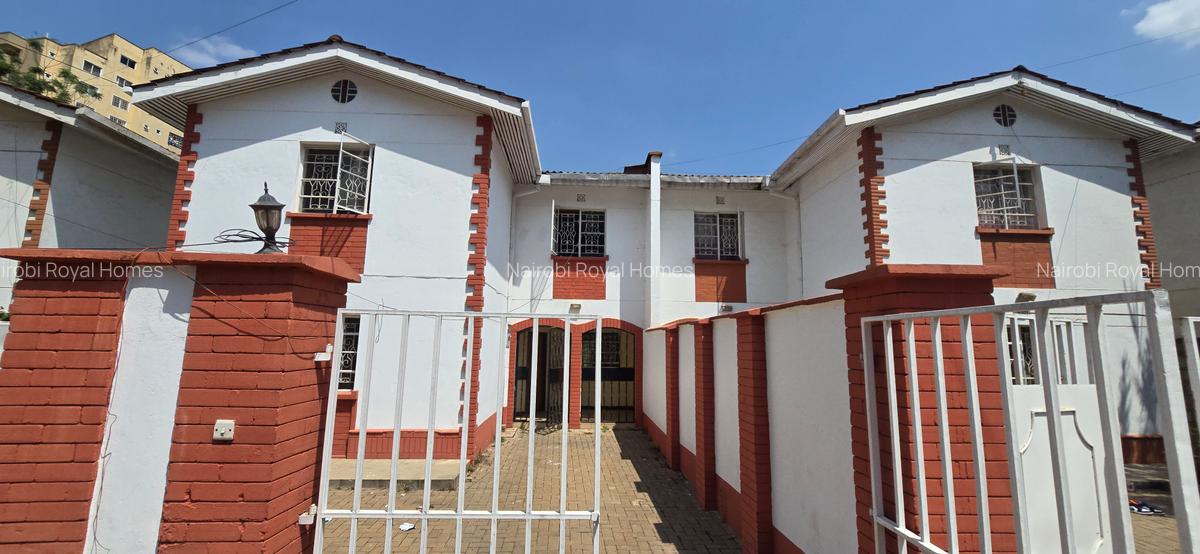4 Bed Townhouse with En Suite at Lavington Mbaazi Road - 1