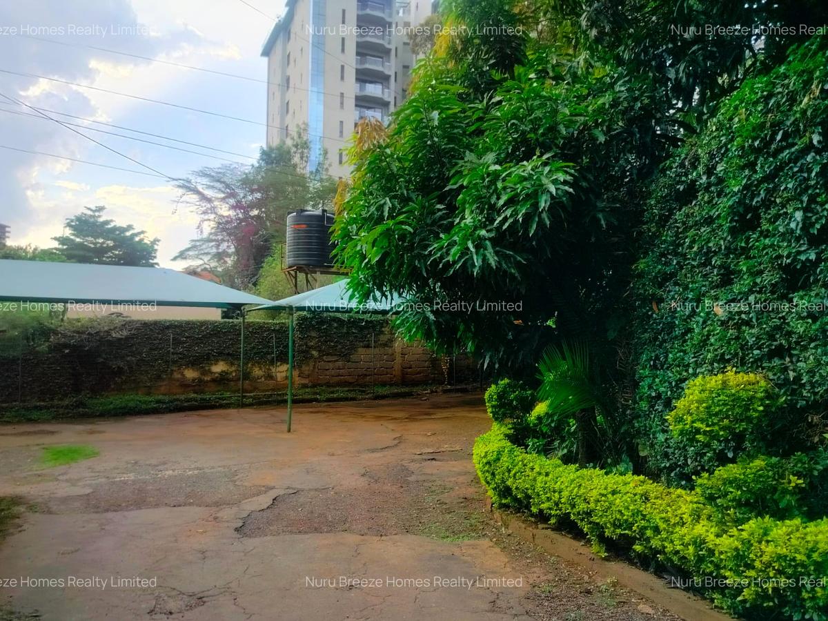 0.55 ac Land in Kilimani - 4