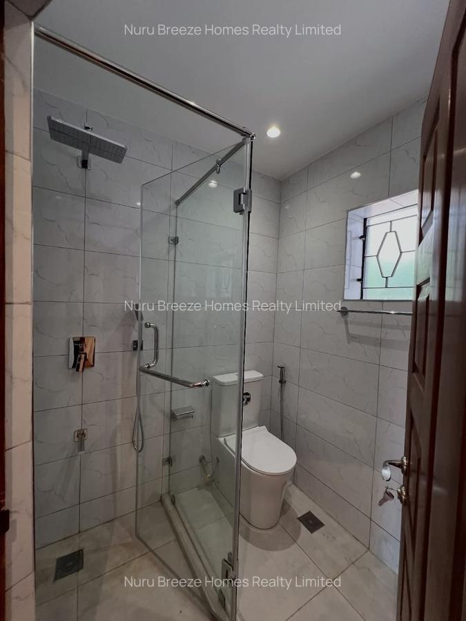 4 Bed Townhouse with En Suite in Westlands Area - 11