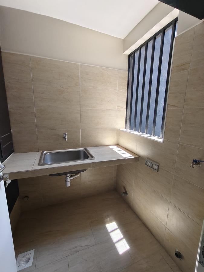 3 Bed Apartment with Swimming Pool in Kitisuru - 13