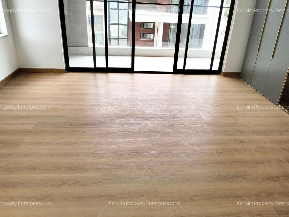 5 Bed Townhouse with En Suite in Lavington - 10