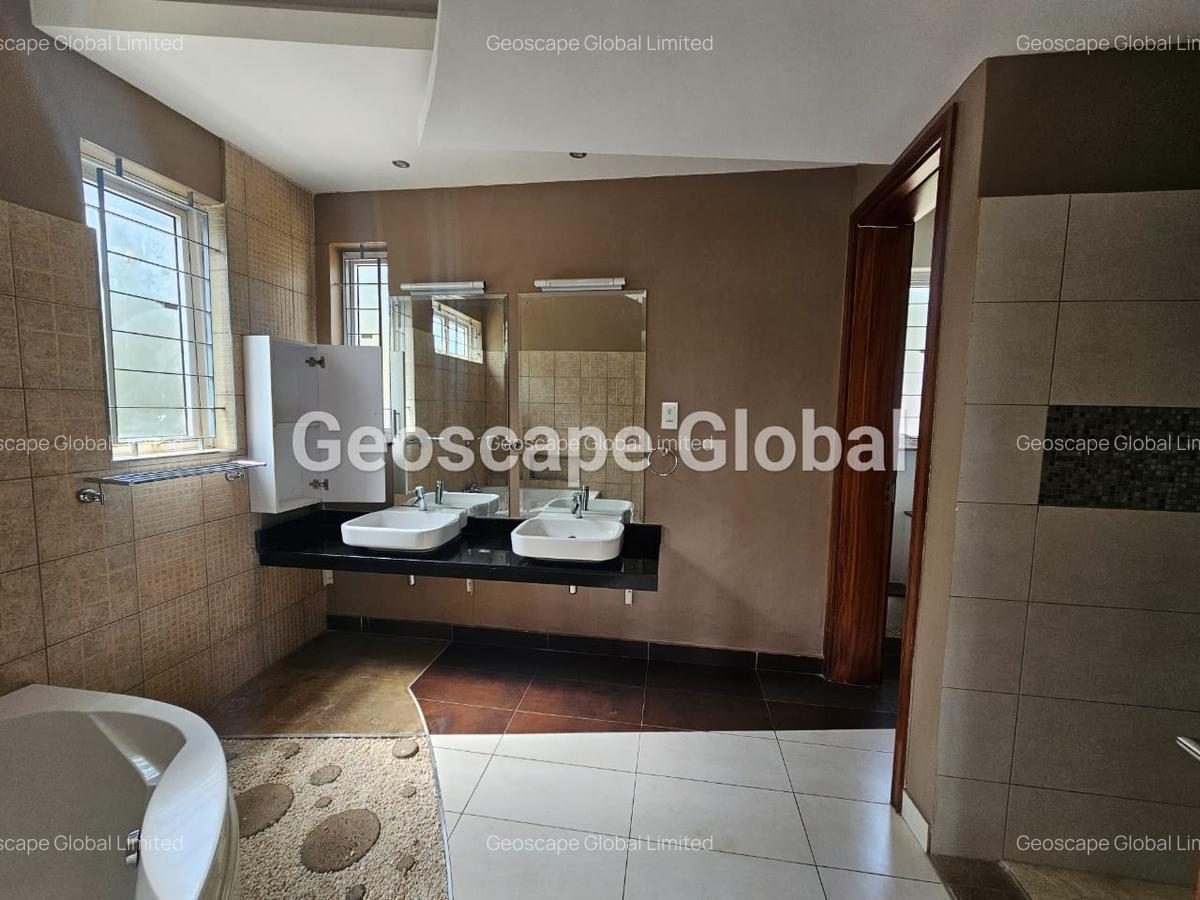 4 Bed House with En Suite in Kitisuru - 9