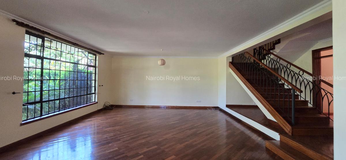 4 Bed Townhouse with En Suite at Lavington Green - 8