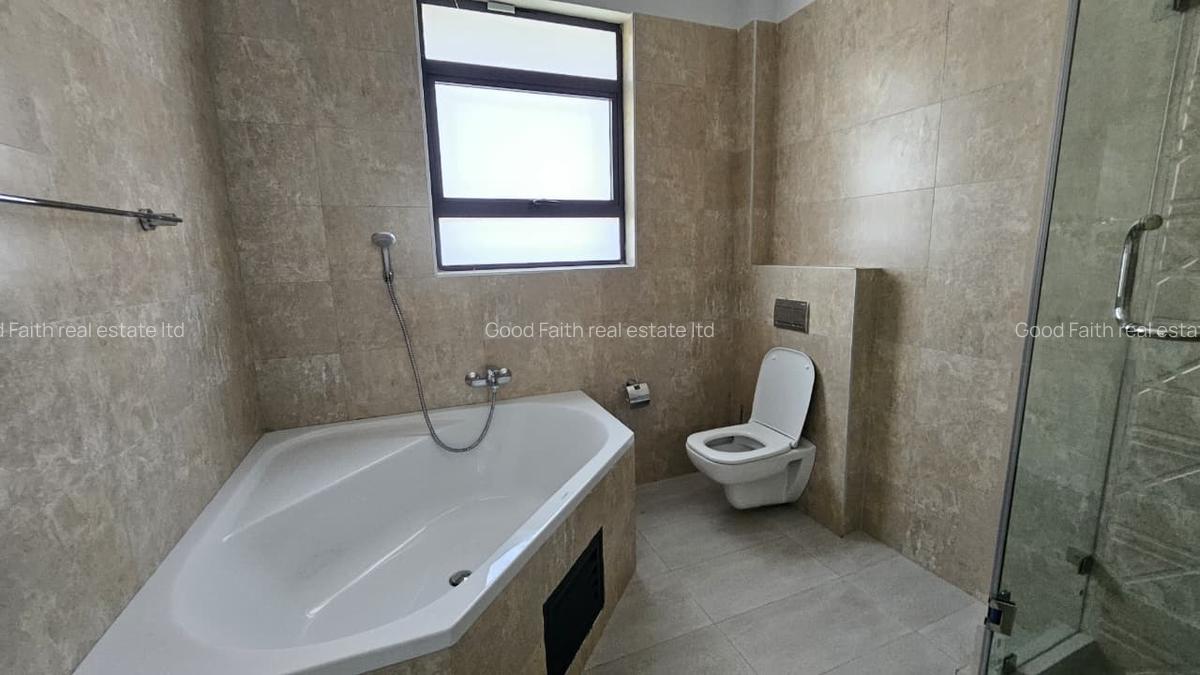 5 Bed Villa with En Suite in Kiambu Road - 13