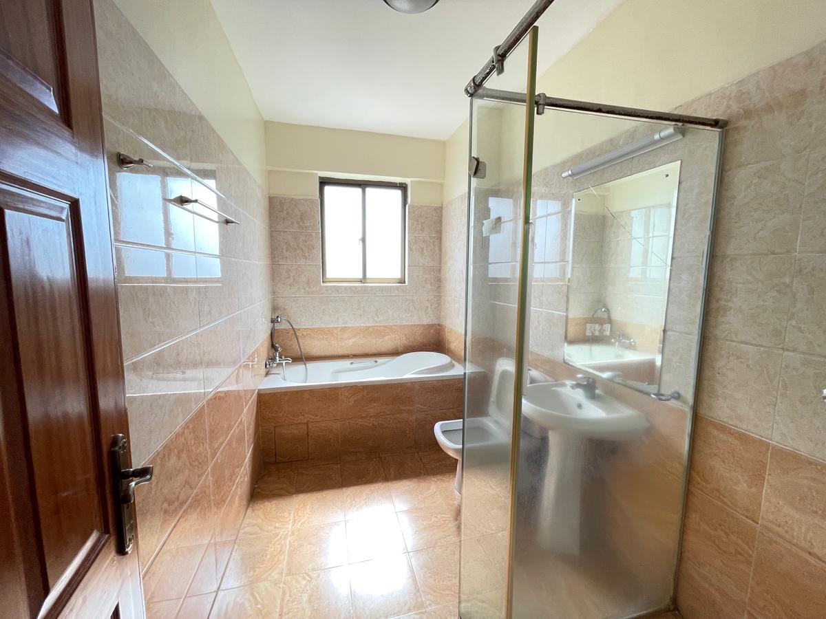 2 Bed Apartment with En Suite in Lavington - 13