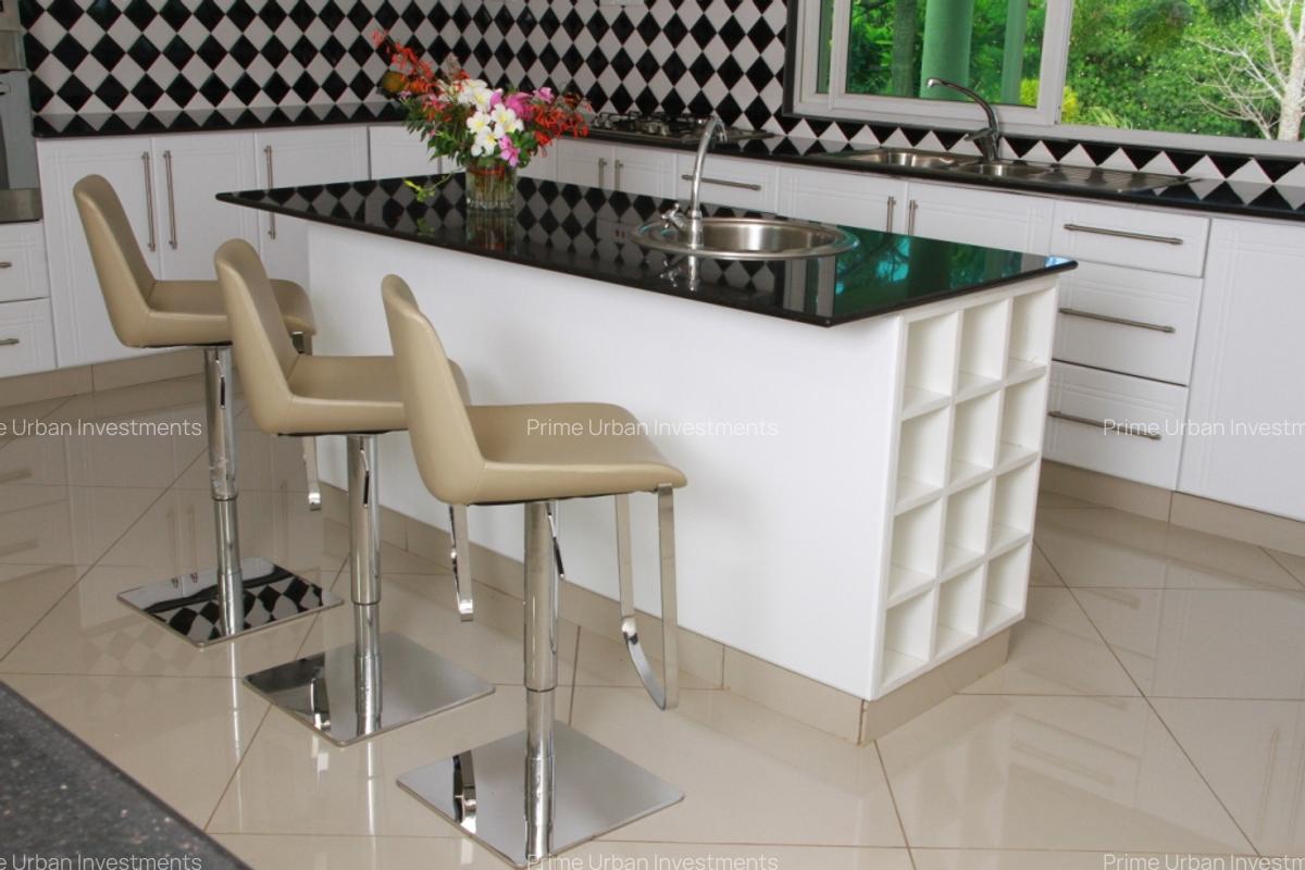 5 Bed Villa with En Suite in Vipingo - 17