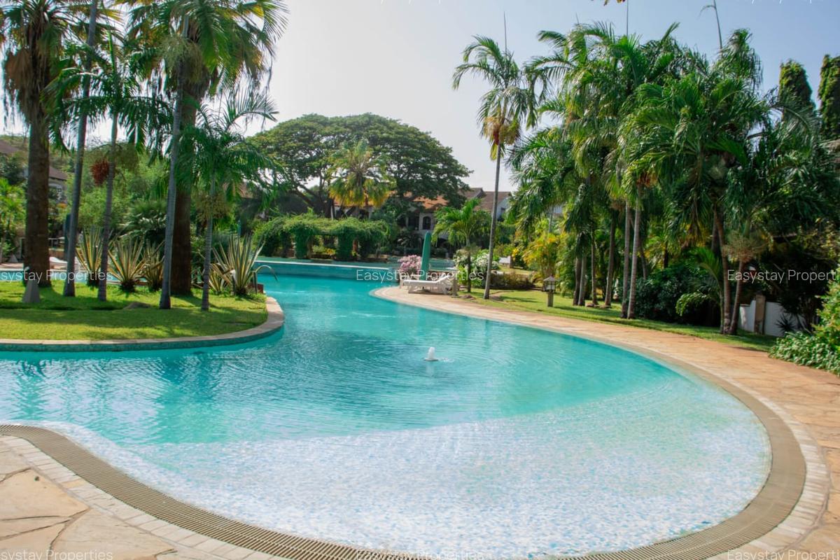 3 Bed House with En Suite in Malindi - 14