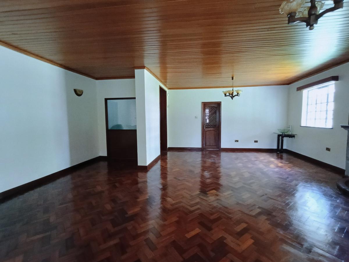 4 Bed House with En Suite in Kitisuru - 10