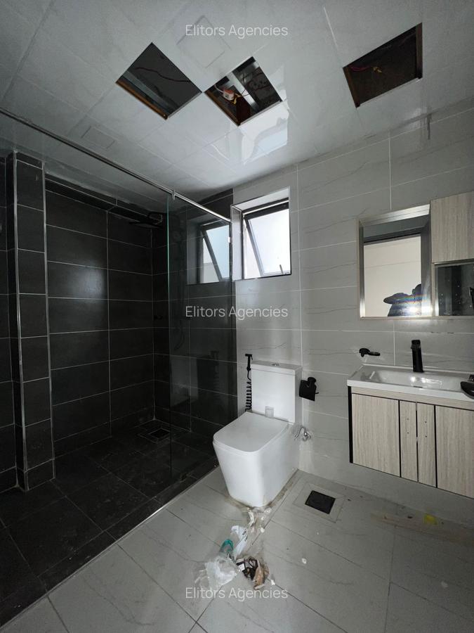 4 Bed Apartment with En Suite at 5Th Parklands - 8