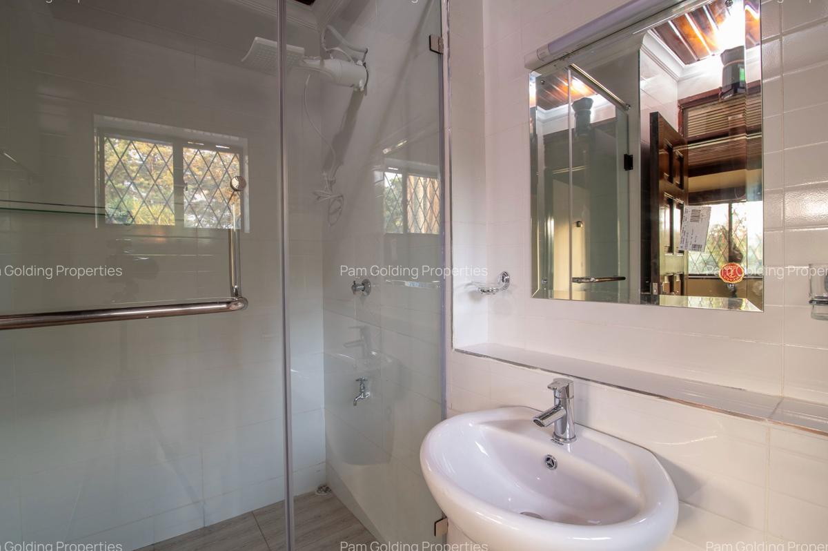 4 Bed House with En Suite in Karen - 15