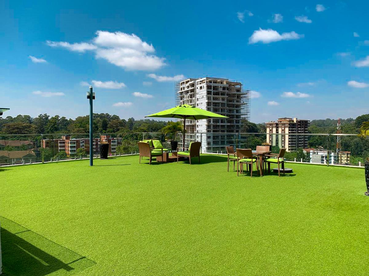3 Bed Apartment with En Suite in Westlands Area - 16