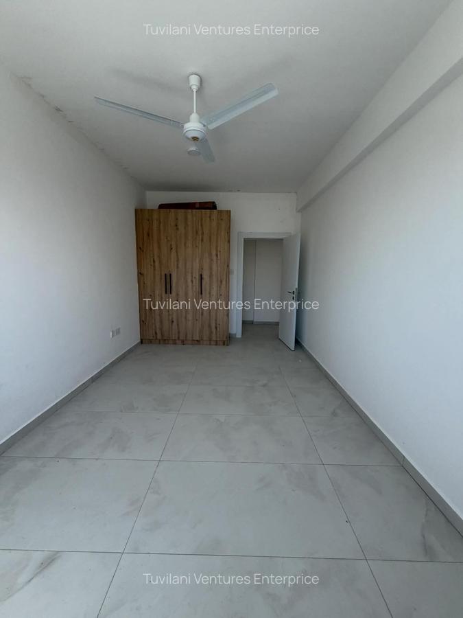 Serviced 2 Bed Apartment with Swimming Pool at Nyali Mombasa - 12