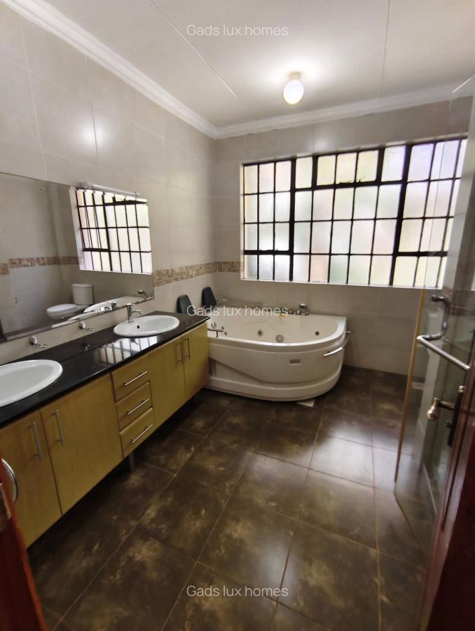 4 Bed Villa with En Suite at Karen - 6