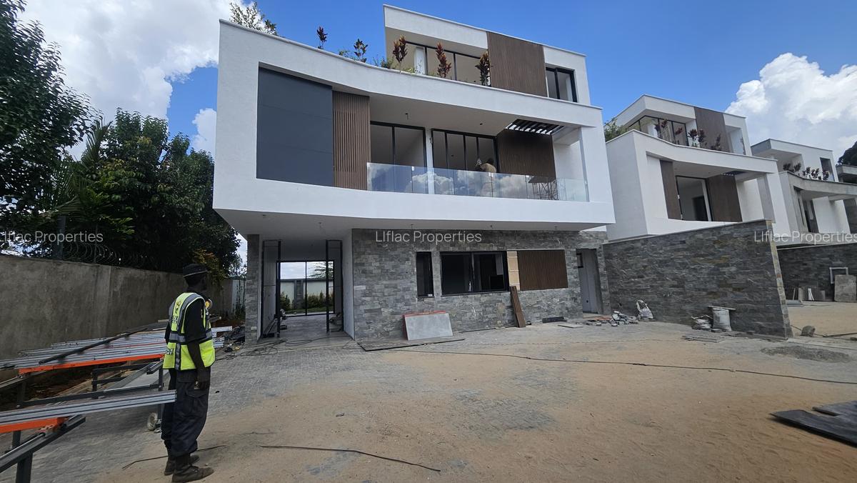 4 Bed Townhouse with En Suite in Kiambu Road - 13
