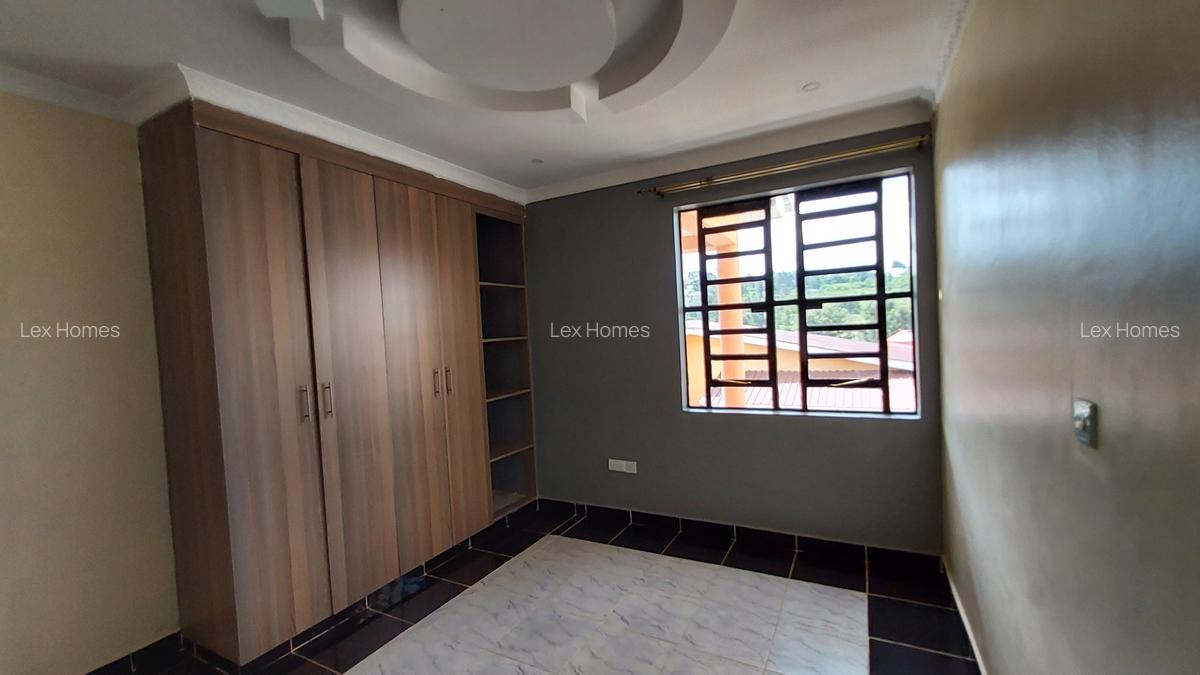 3 Bed House with En Suite at Emanuel Road - 10