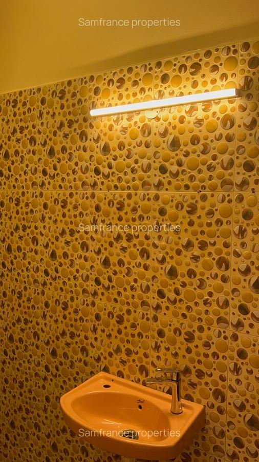 4 Bed Villa with En Suite at Coca-Cola - 10