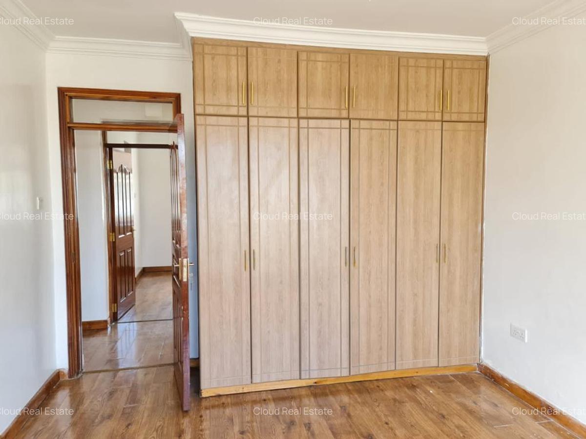 3 Bed Apartment with En Suite in Westlands Area - 8