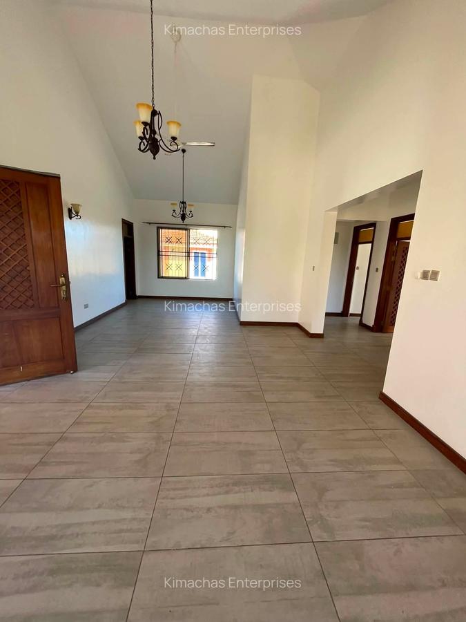 3 Bed Apartment with En Suite at Shanzu - 7