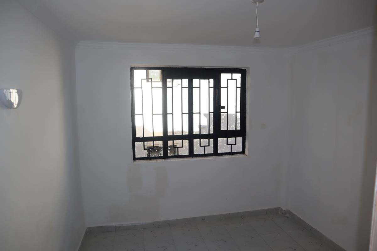 3 Bed House with Alarm at Lemiso Road - 12