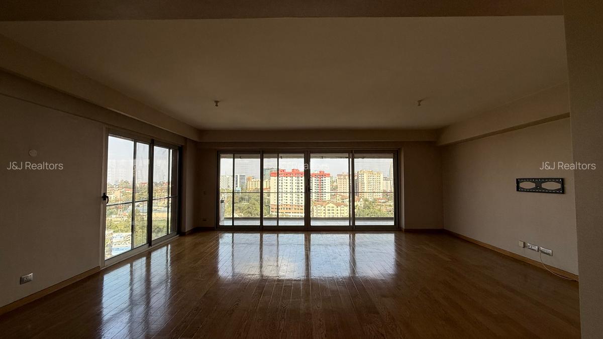 3 Bed Apartment with En Suite in Kileleshwa - 5