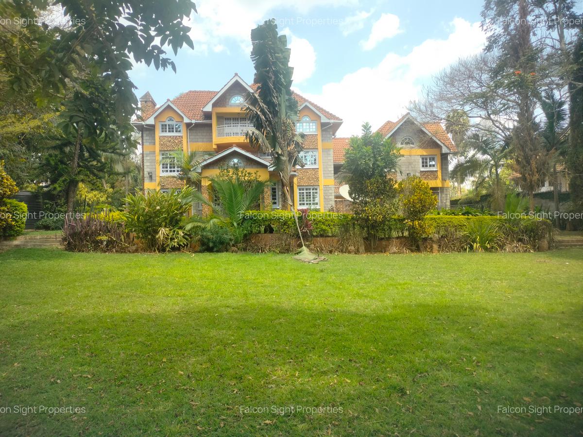 4 Bed Townhouse with Staff Quarters at Few Minutes Drive To Roslyn Academy And German School - 1