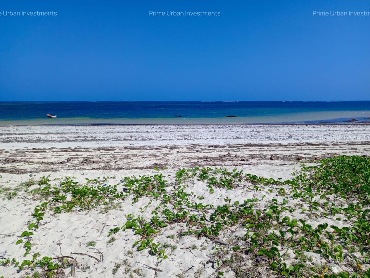 3.5 m² Land at Galu Kinondo Beach - 1