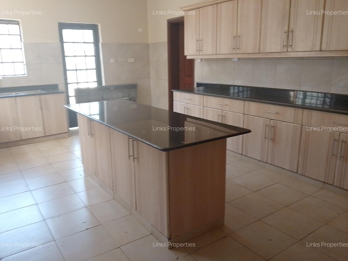 5 Bed Townhouse with En Suite at Karen Langata Road - 4