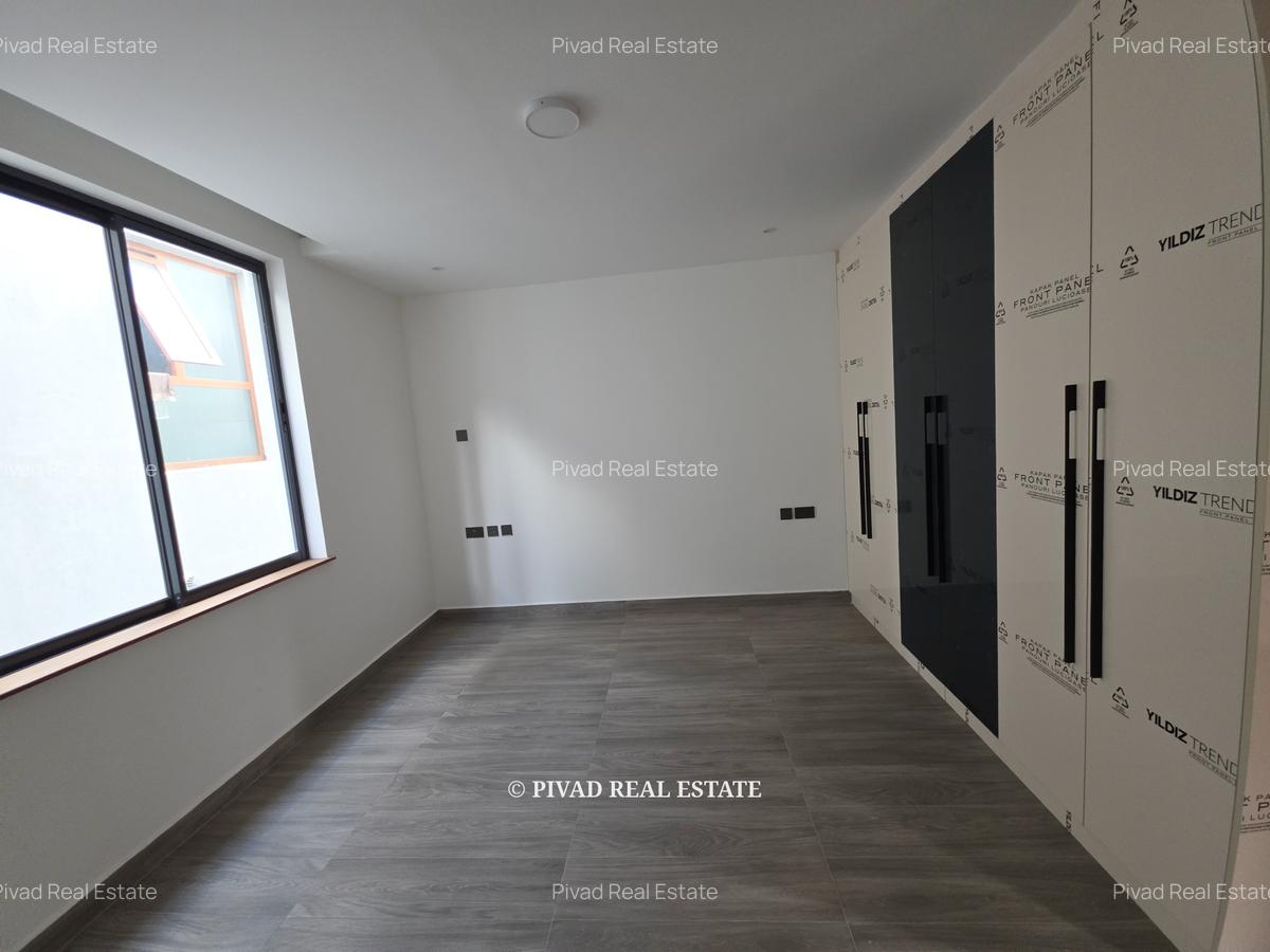 5 Bed Townhouse with Staff Quarters in Lavington - 7