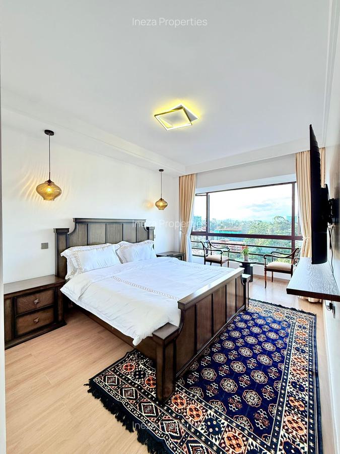 Furnished 3 Bed Apartment with En Suite in Riverside - 9