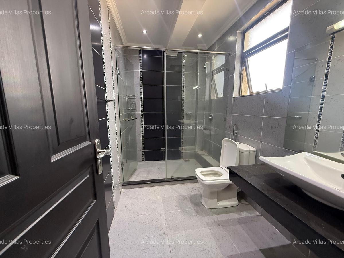 2 Bed Apartment with En Suite in Kileleshwa - 9