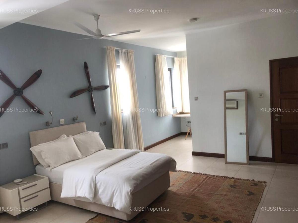 Furnished 3 Bed Apartment with Swimming Pool in Nyali Area - 11