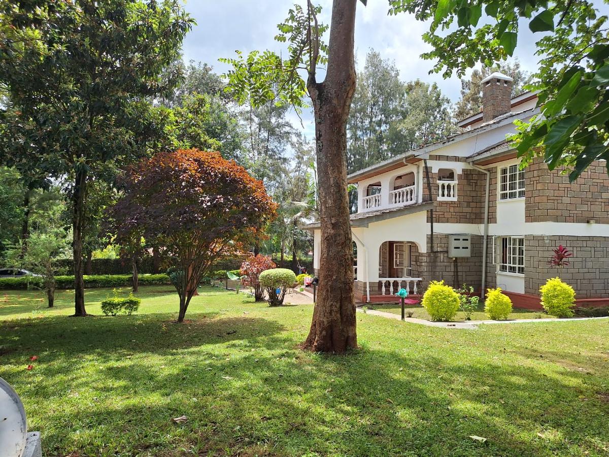 5 Bed House with En Suite in Runda - 4
