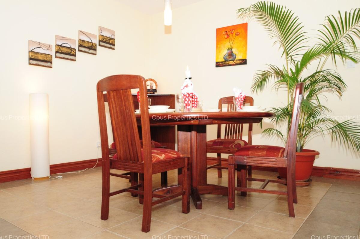 Serviced 2 Bed Apartment with En Suite in Riverside - 16