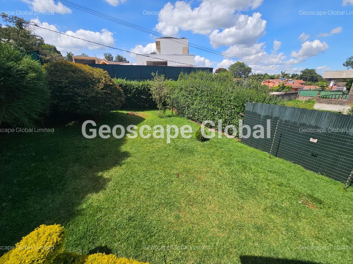 4 Bed House with En Suite in Nyari - 5