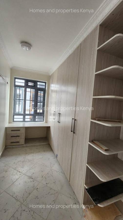 5 Bed Townhouse with En Suite at Mugutha - 12