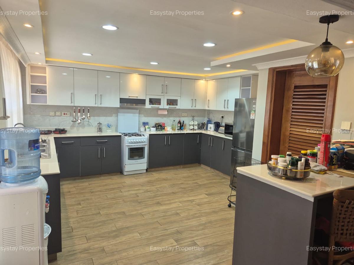 3 Bed House with En Suite in Loresho - 2
