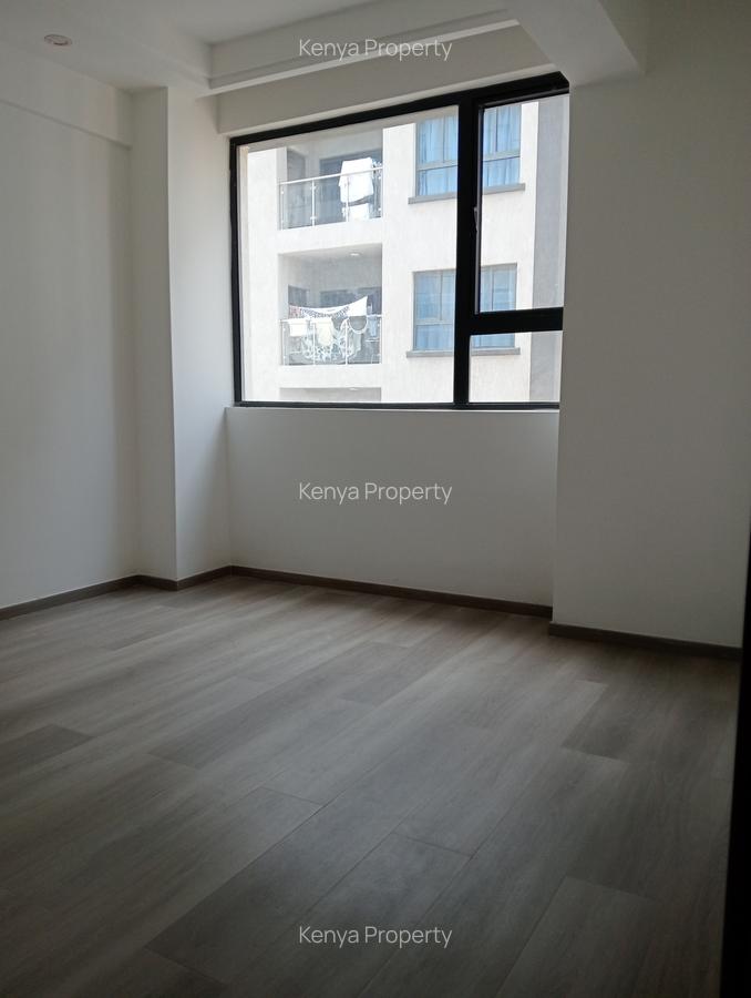 2 Bed Apartment with En Suite in Lavington - 9