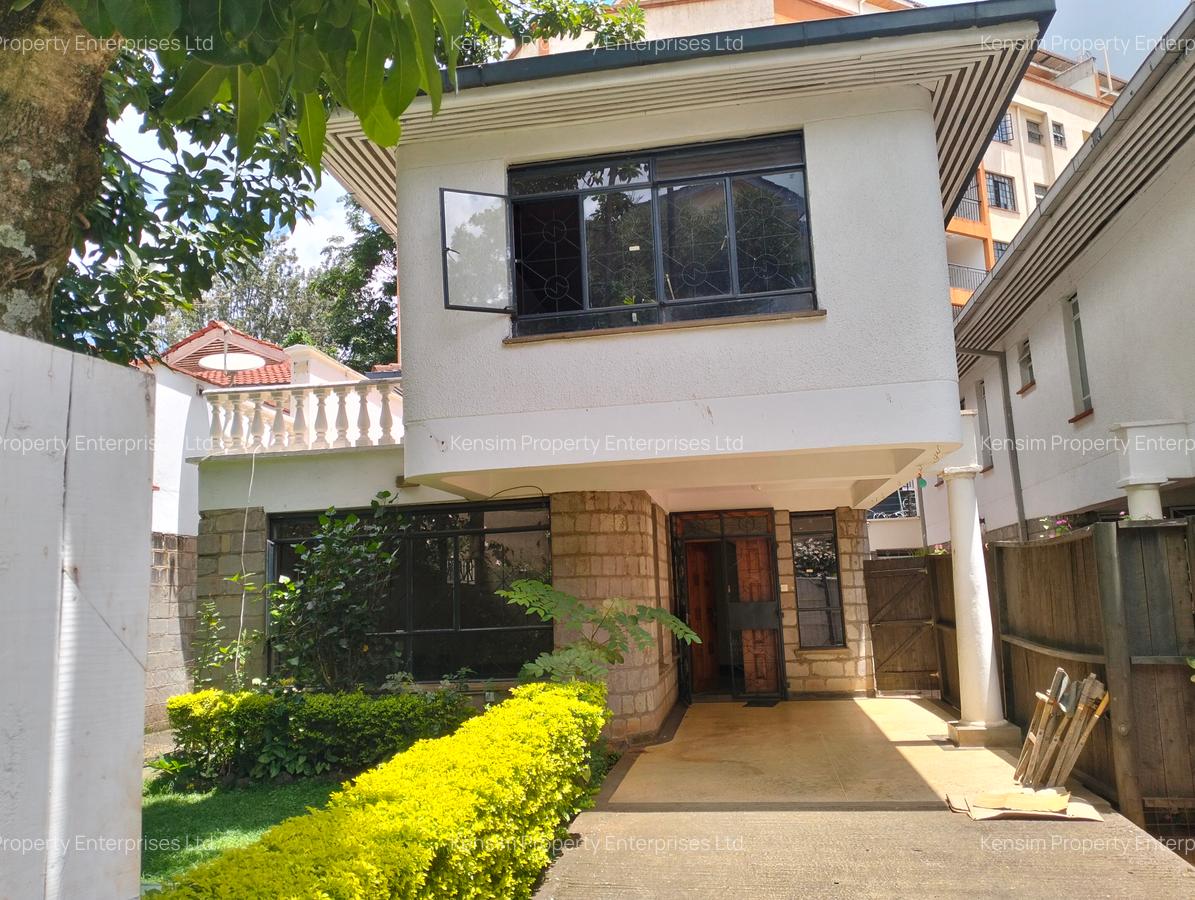 4 Bed Townhouse with En Suite in Lavington - 1