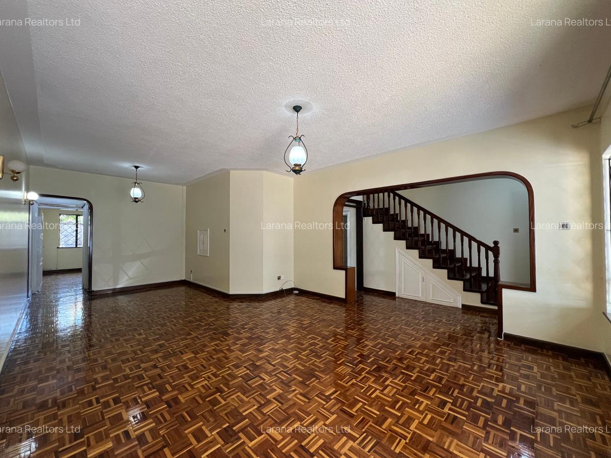 4 Bed Townhouse with En Suite at Brookside - 2