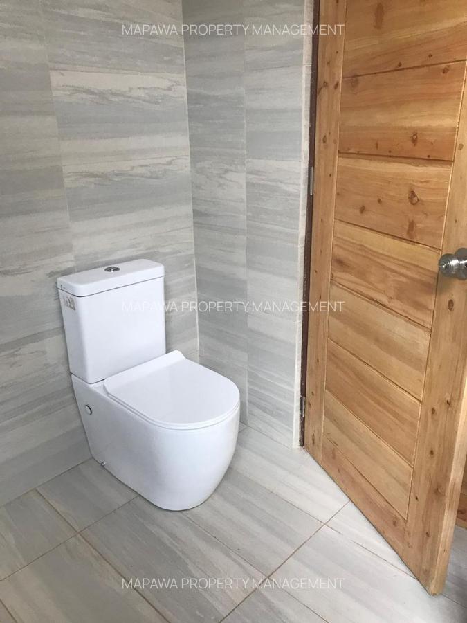 Serviced 3 Bed Apartment with En Suite in Garden Estate - 12