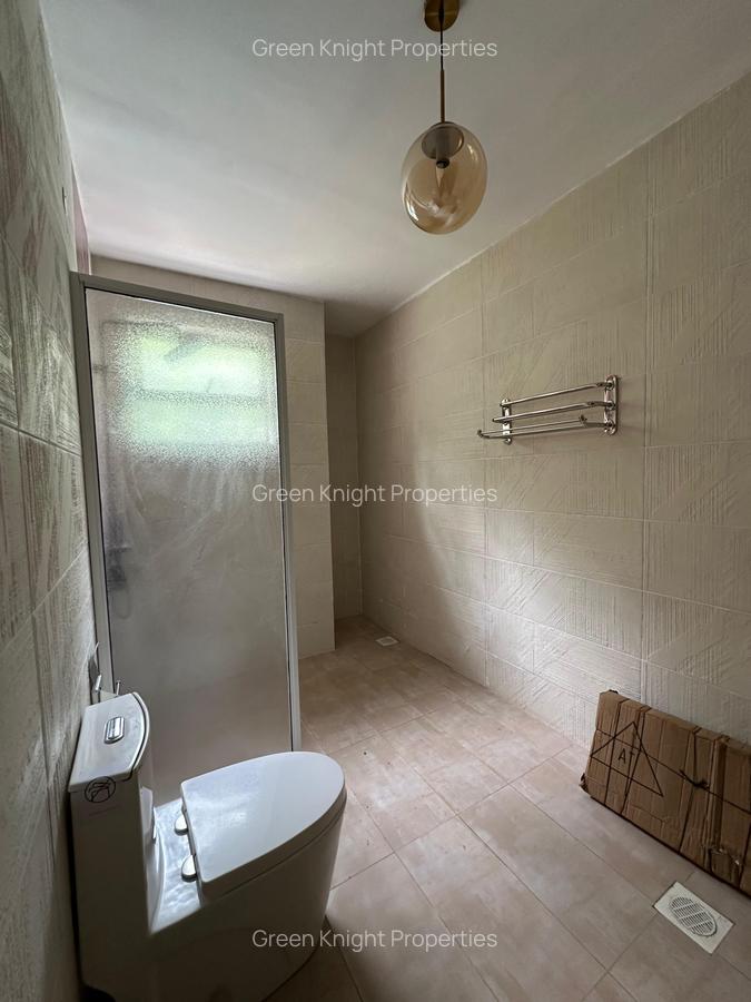 4 Bed House with En Suite in Karen - 12