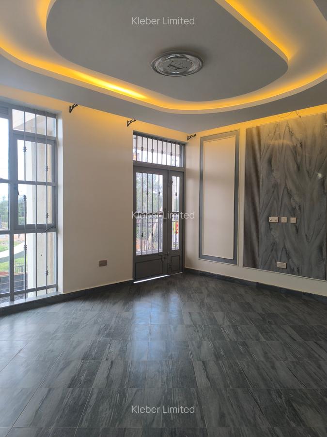 5 Bed House with En Suite in Syokimau - 9