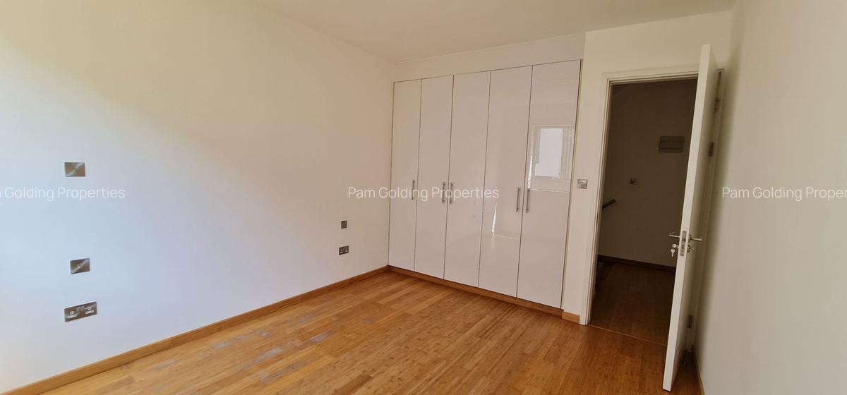 4 Bed Townhouse at Garden City - 7